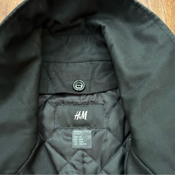 H&M Men's Black Belted Coat with Removable Quilted Liner, Size 40R - Picture 13 of 15